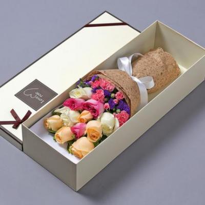 3朵苏醒玫瑰+3朵白玫瑰+5朵香槟玫瑰花束礼盒 同城鲜花配送